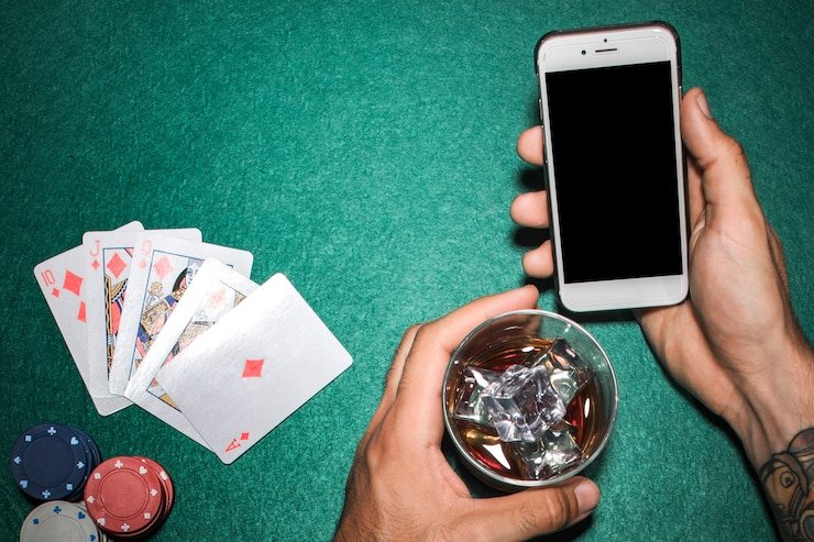 Akses mobile riwayat akun pengguna dewasa